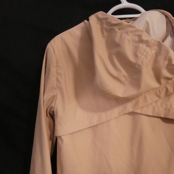 ZARA BASIC | xs - extra small | Hooded Pink Raincoat - Picture 10 of 15